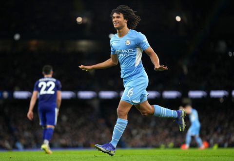 GOALS GOALS GOALS! Manchester City VERMORZELT Leeds United en zelfs Nathan Aké scoort