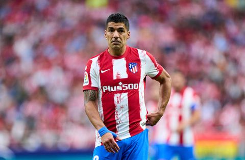 Mag Ajax weer dromen van Luis Suárez? 'Spits niet naar River Plate, wil in Europa blijven'