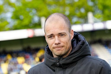 Mechelen-trainer Danny Buijs schrapt oefenduels door volle ziekenboeg