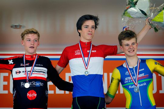 Jonge Nederlandse renner zeer zwaar gewond na gruwelijke crash