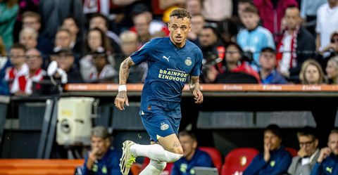 Onbegrip PSV-fans: 'Niet stilleggen bij 'Noa Lang is een k-jood', wel bij een bekertje?'