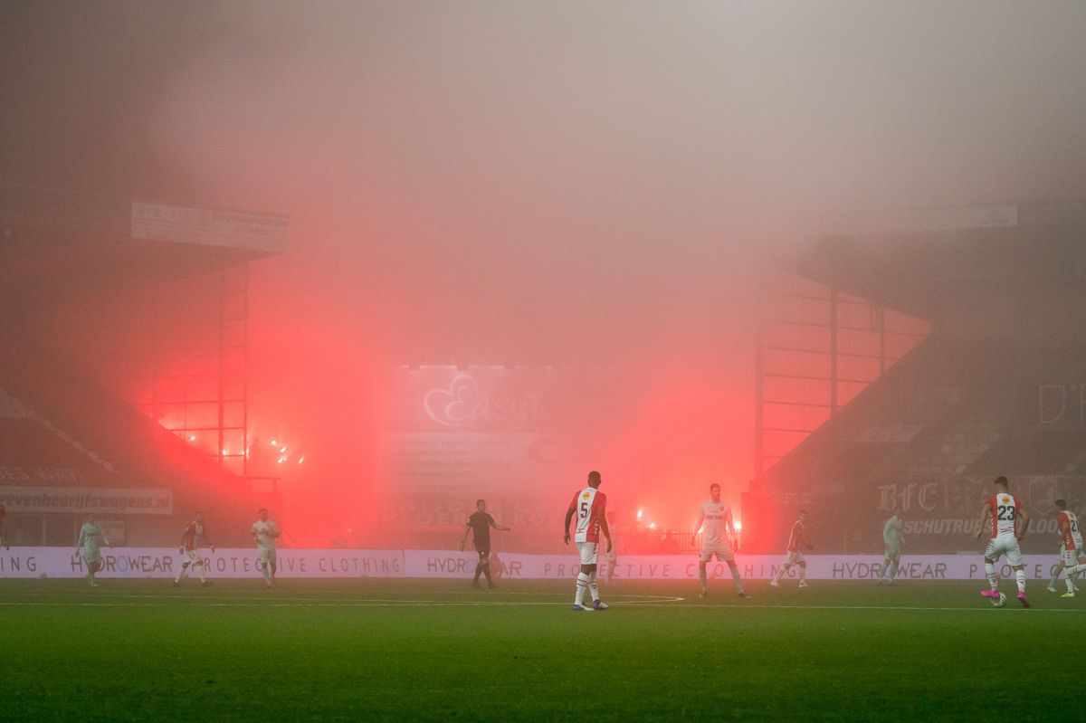 Wedstrijd tussen FC Emmen en ADO Den Haag is gestaakt