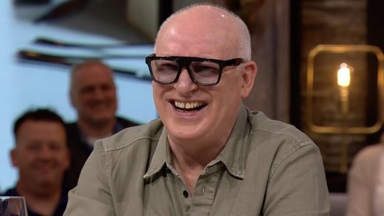 🎥 | Vandaag Inside-mannen gaan stuk om kipkerrie-gate: 'Waar is Rob Geus?'