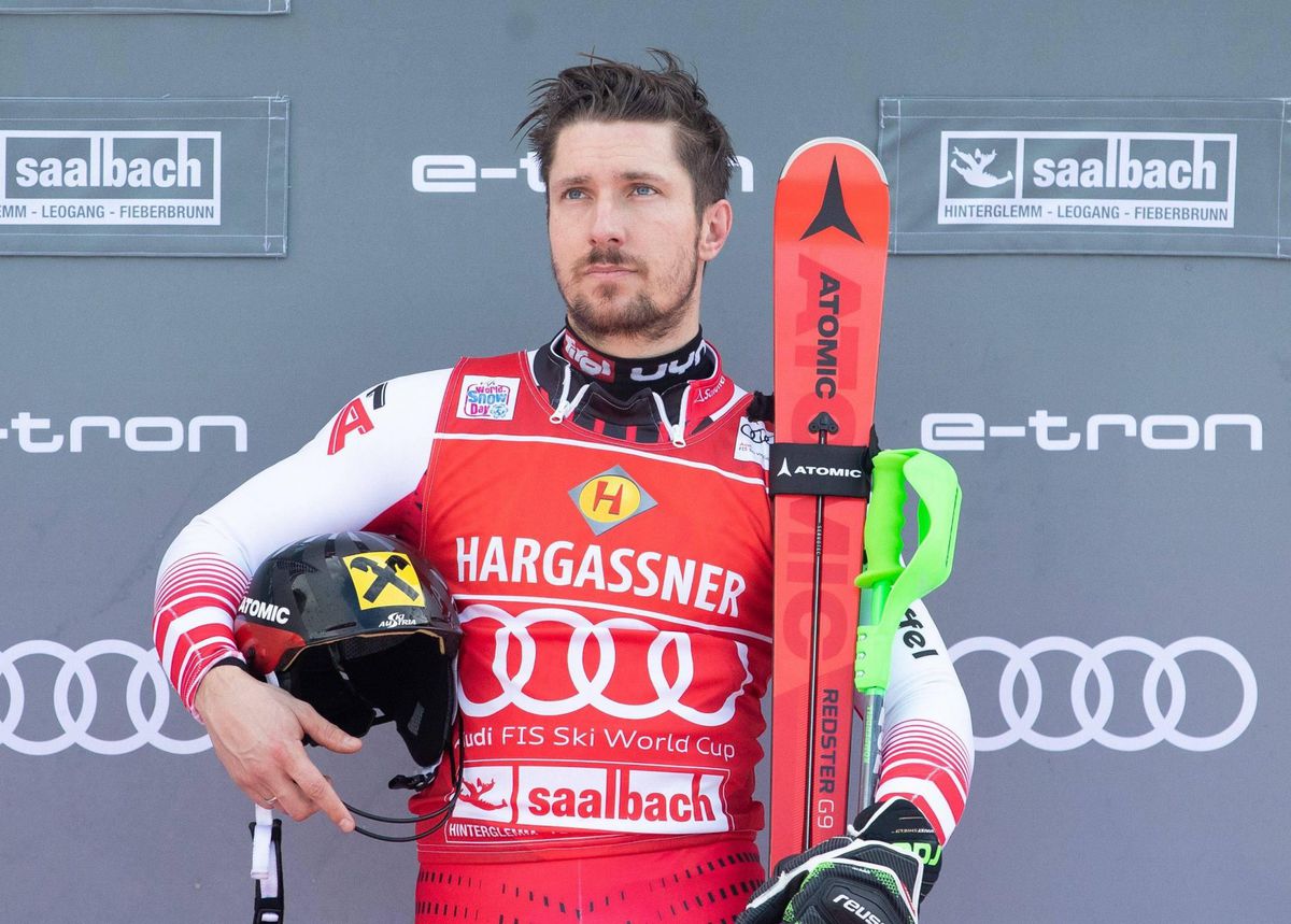 Hirscher wint voor eigen publiek de slalom bij wereldbeker