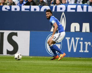Schalke-speler Choupo-Moting kan Ajax geen pijn doen