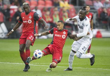 Van der Wiel is uitgevoetbald voor Toronto en kan naar nieuwe club zoeken