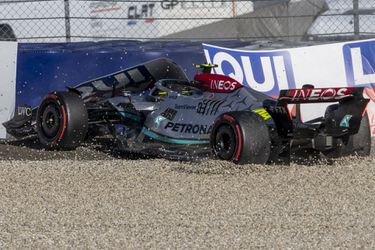 Lewis Hamilton krijgt vooralsnog geen gridstraf, wel een ander chassis