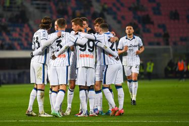 🎥 | Atalanta wint in Nederlands getinte wedstrijd van Bologna door late treffer