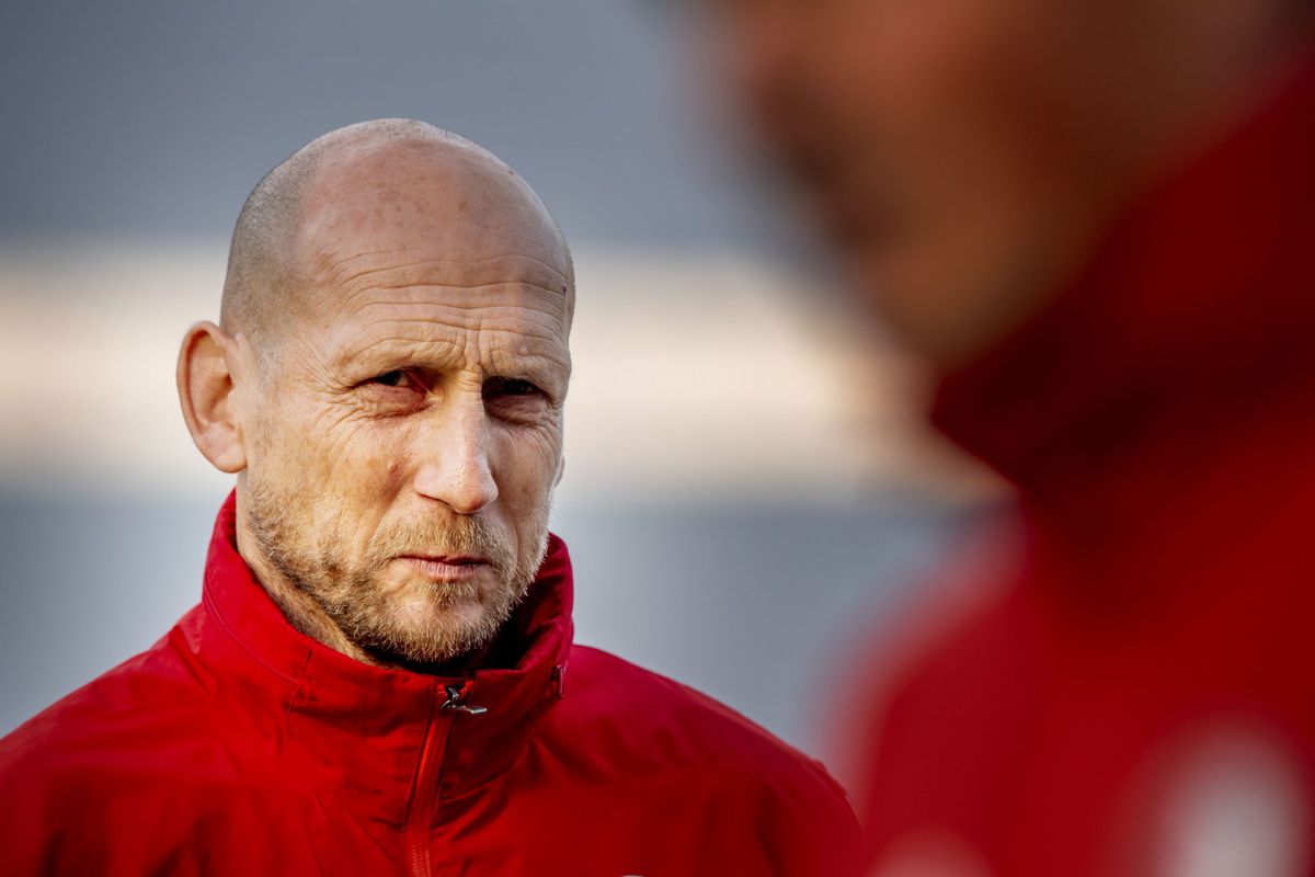 'Feyenoord kan Stam niet ontslaan, want dat kost meer dan 1 miljoen euro'