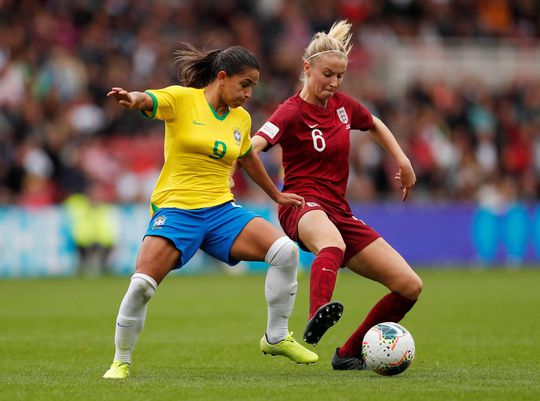 ZIEK! Vrouweninterland Engeland - Duitsland gaat 7 jaar oud record breken op Wembley