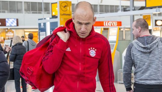 Hondsberoerde Robben herstelt in de woestijn