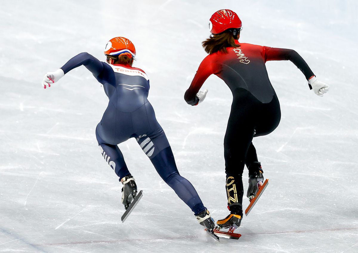 🎥 | Suzanne Schulting staat in 500 meter-finale maar had het lastig in kwartfinale