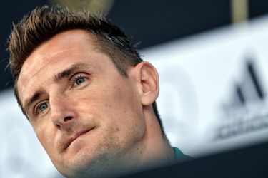 Check hier alle WK-goals van de jarige, legendarische 'Salto-Klose' (video)