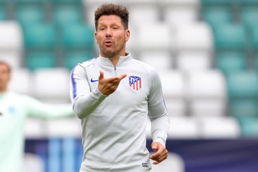 Simeone zou als trainer nooit zoon Giovanni contracteren: 'Samen in kleedkamer zou ik nooit willen'