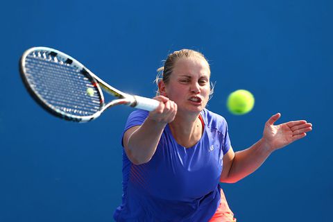 Oud-tennisster Jelena Dokic (39) dacht aan zelfmoord: 'Sprong bijna van mijn balkon op 26e verdieping'