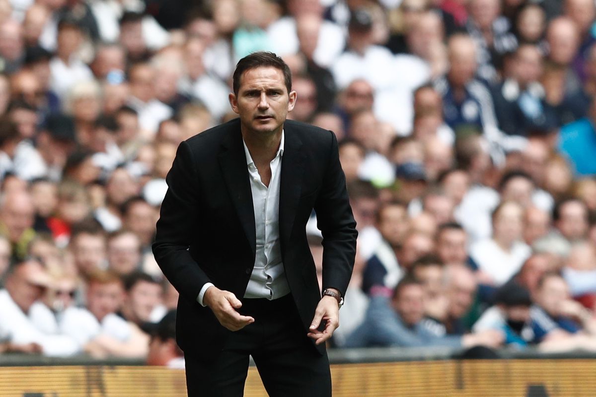 'Derby wil Lampard niet naar Chelsea zien vertrekken en biedt miljoenencontract'