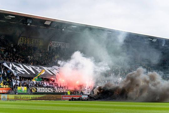 🎥 | Vuurwerk! Protest! ADO Den Haag-fans leggen pot tegen Den Bosch plat: 'KNVB Maffia'