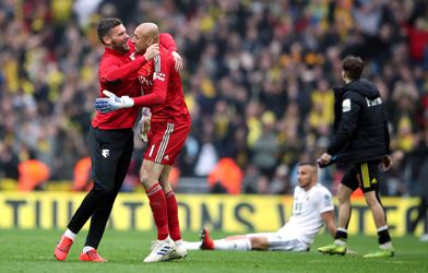 Prachtig gebaar Watford-goalie Foster! 'Ik zal weigeren als de trainer mij vraagt om te spelen'