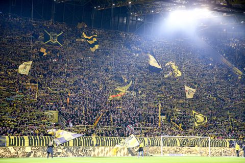 UEFA test met staantribunes in Europese toernooien, Nederlandse clubs hebben pech