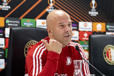 Feyenoord kan nog groepswinnaar worden en Arne Slot ziet kansen: 'Laten zien dat we verder zijn'