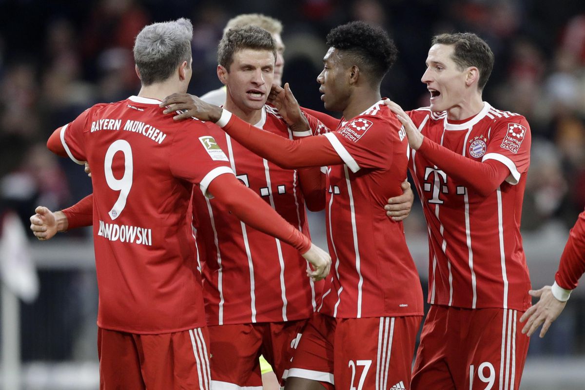 Köln nog steeds zonder zege, Schalke nestelt zich achter Bayern