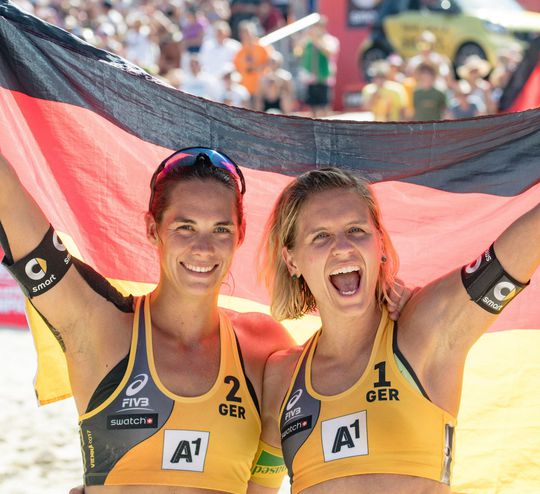 Duitse Europees-, wereld- en olympisch kampioenen uitgeschakeld op EK beachvolleybal