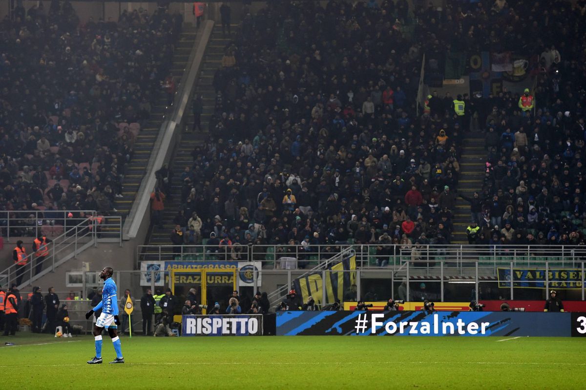 UEFA en FIFPro veroordelen racistische Inter-fans en lakse scheidsrechters: 'Zero tolerance'