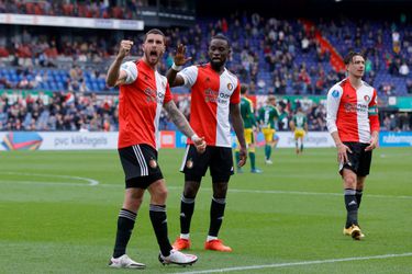 Hoofdrollen voor Senesi, Higler en de VAR bij vermakelijke zege Feyenoord op vechtend ADO