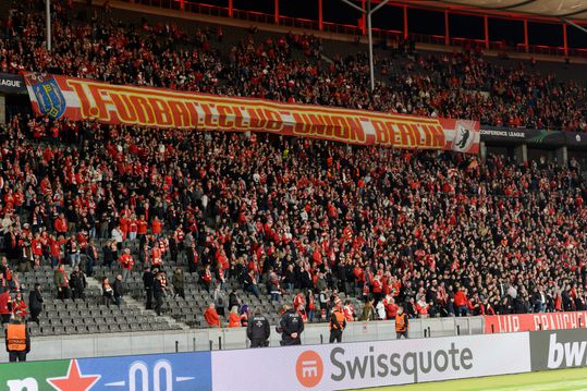 Union Berlin moet paar vakken van stadion Hertha BSC dicht laten tegen Feyenoord