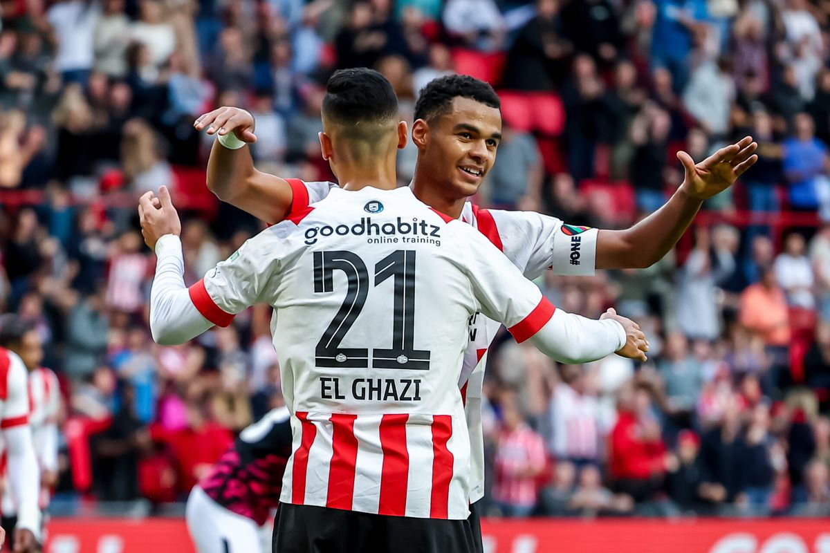 PSV doet het tegen FC Groningen met Anwar El Ghazi in de basis, Luuk de Jong op bank