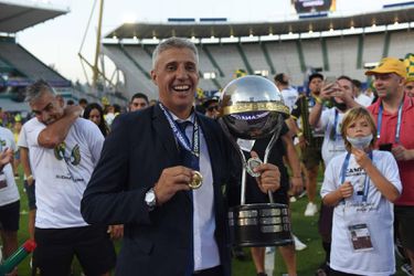 Oud-topspits Hernán Crespo gepresenteerd als nieuwe São Paulo-coach