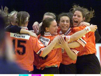 Ontbijtshake: Handbaldames aan de bak en wie gaat door in de beker?