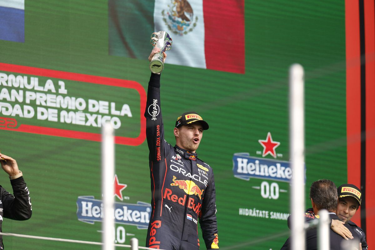 F1-wereldkampioen Max Verstappen bestormt Quote 500 als jongste lid OOIT