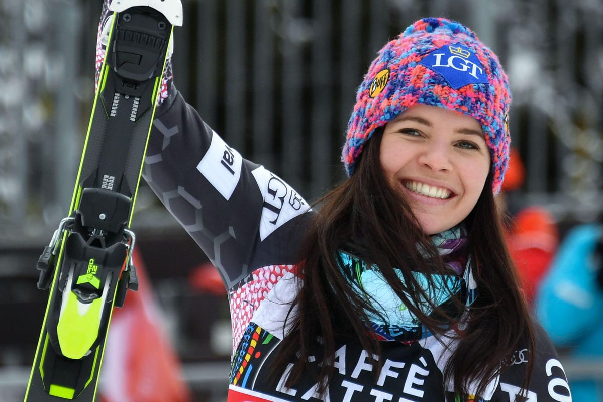 Tina Weirather wint super-G