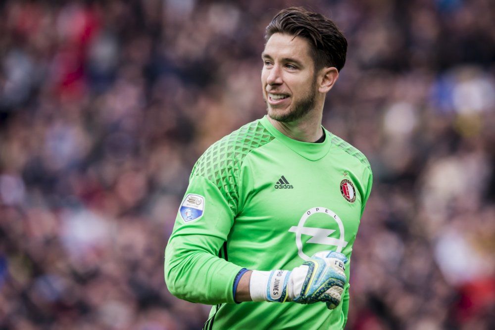 Jones blij met contractverlenging: 'Feyenoord voelt perfect voor mij'