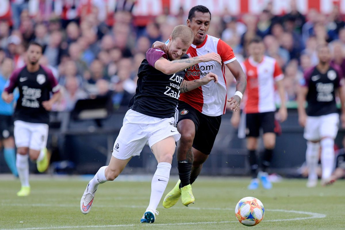 Feyenoord zet streep onder matige seizoenstart met gelijkspel tegen FC Utrecht