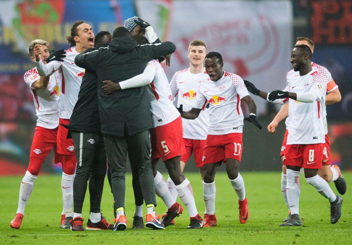 RB Leipzig dankzij 2 'mijlpaalgoals' de nieuwe nummer 2 in de Bundesliga