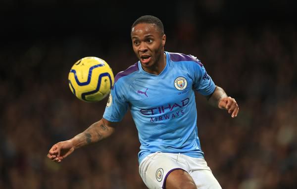 Sterling: ‘Een derde van de Premier League is zwart, maar er is geen zwarte coach’