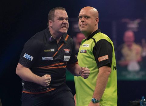 Lekker begin Nederland! Niels Zonneveld maakt AFAS Live gek en stuurt Anderson naar huis