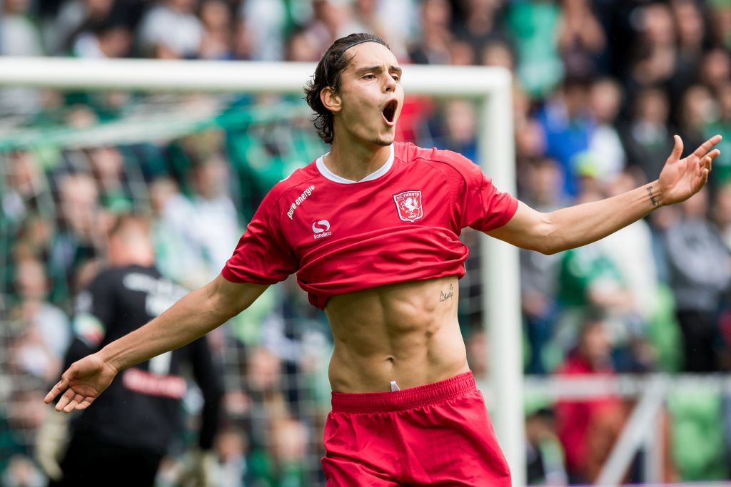 Twente-topscorer Ünal vertrekt voor 5 jaar naar Villarreal