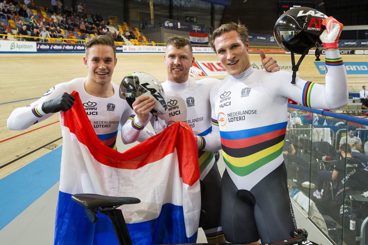 Goud! Nederlandse teamsprinters winnen op EK baanwielrennen
