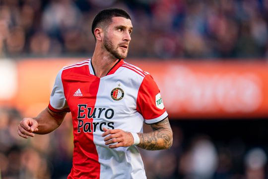 🎥 | René van der Gijp hoort vraagprijs Feyenoord voor Marcos Senesi: 'Ik zou dat nooit betalen'