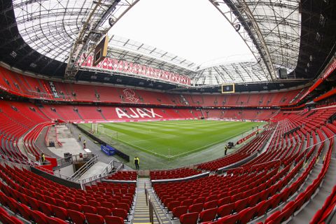 Opmerkelijk verzoek bij Ajax - AZ: Alkmaarders vragen om netten voor uitvak