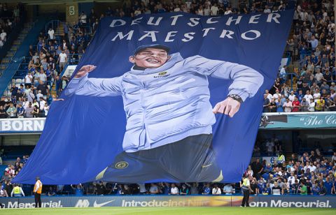 Zo kan het ook! Chelsea-fans eren woensdagavond ontslagen trainer Tuchel met groot applaus