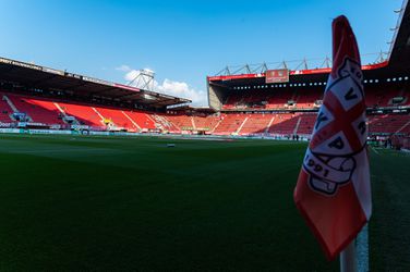 FC Twente in gesprek met tweetal spelers: 'Nog niet duidelijke welke kant het op gaat'