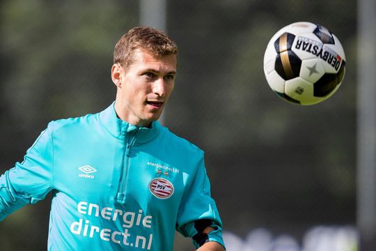 Schwaab debuteert verdienstelijk bij PSV