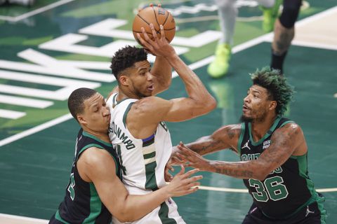 Milwaukee Bucks 1 zege verwijderd van NBA-finale Eastern Conference