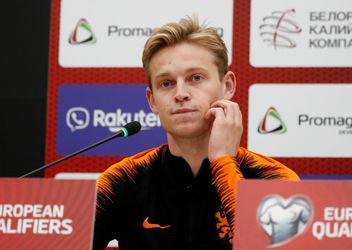 Blije Frenkie de Jong is een beetje moe: 'Heb me weleens beter gevoeld'