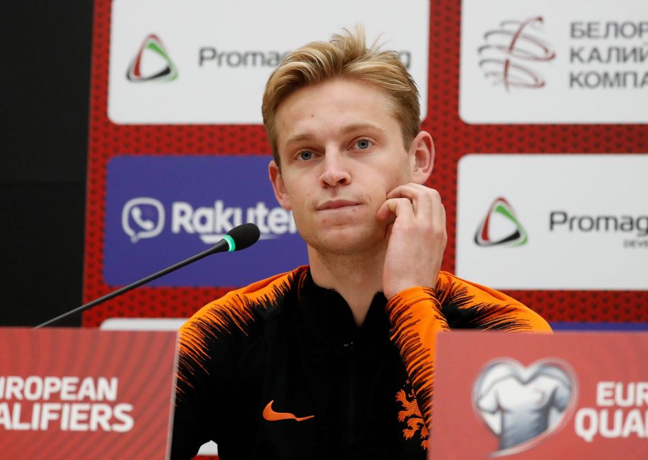 Blije Frenkie de Jong is een beetje moe: 'Heb me weleens beter gevoeld'