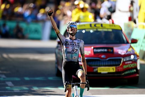 Ontroerde Wout Poels na ritzege in de Tour: 'Mooier kan eigenlijk niet'